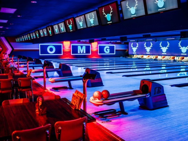 florida-bowling-alley-renovated-by-bowlero-replay-magazine